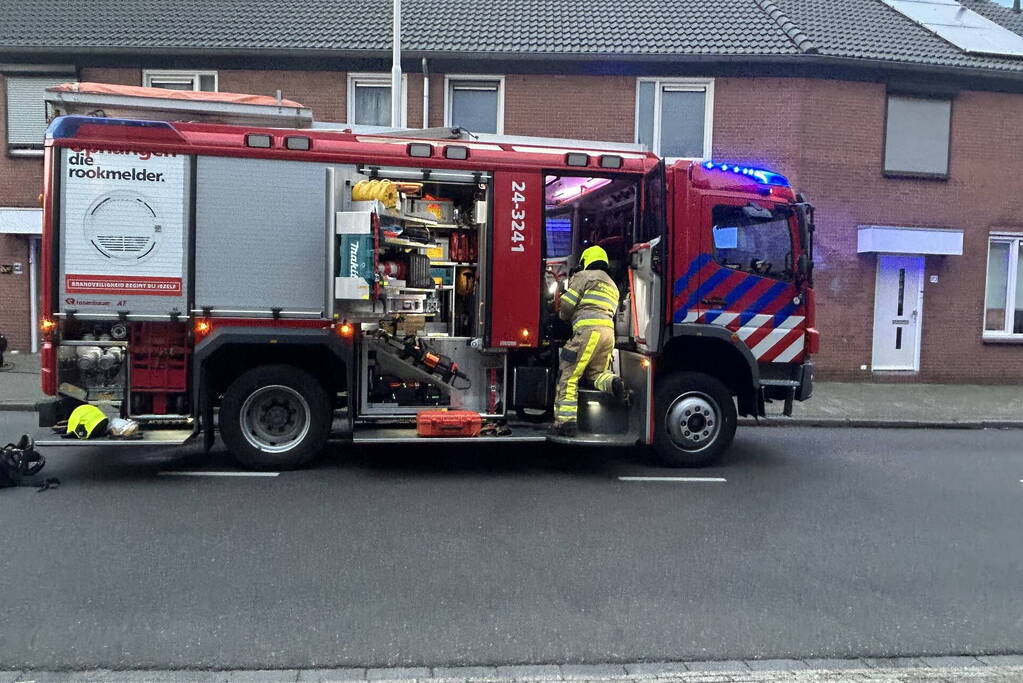 Veel rook bij brand in woning