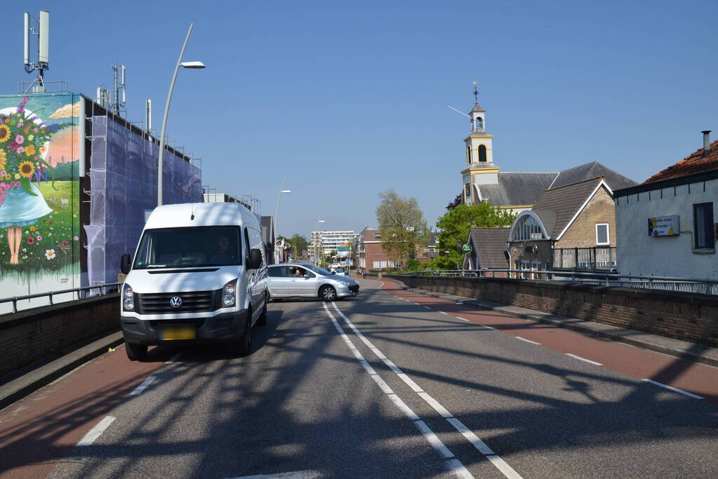 Hefbrug gestremd door storing