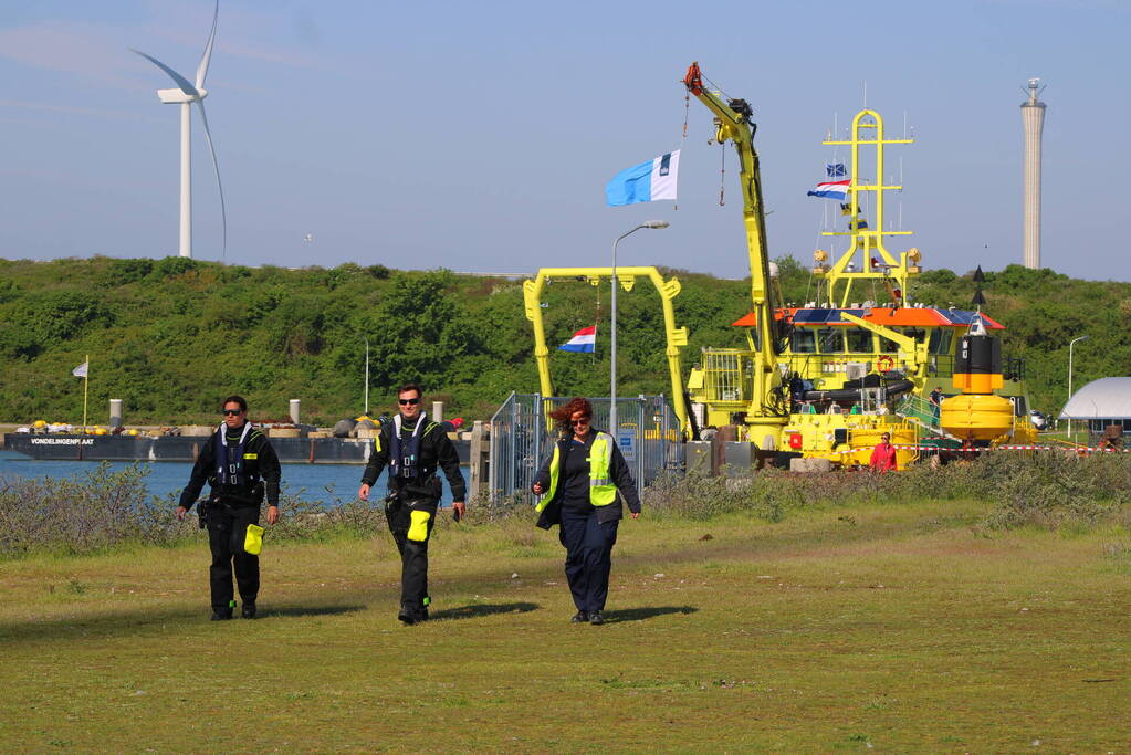 Open dag KNRM Neeltje Jans tijdens Nationale Reddingbootdag