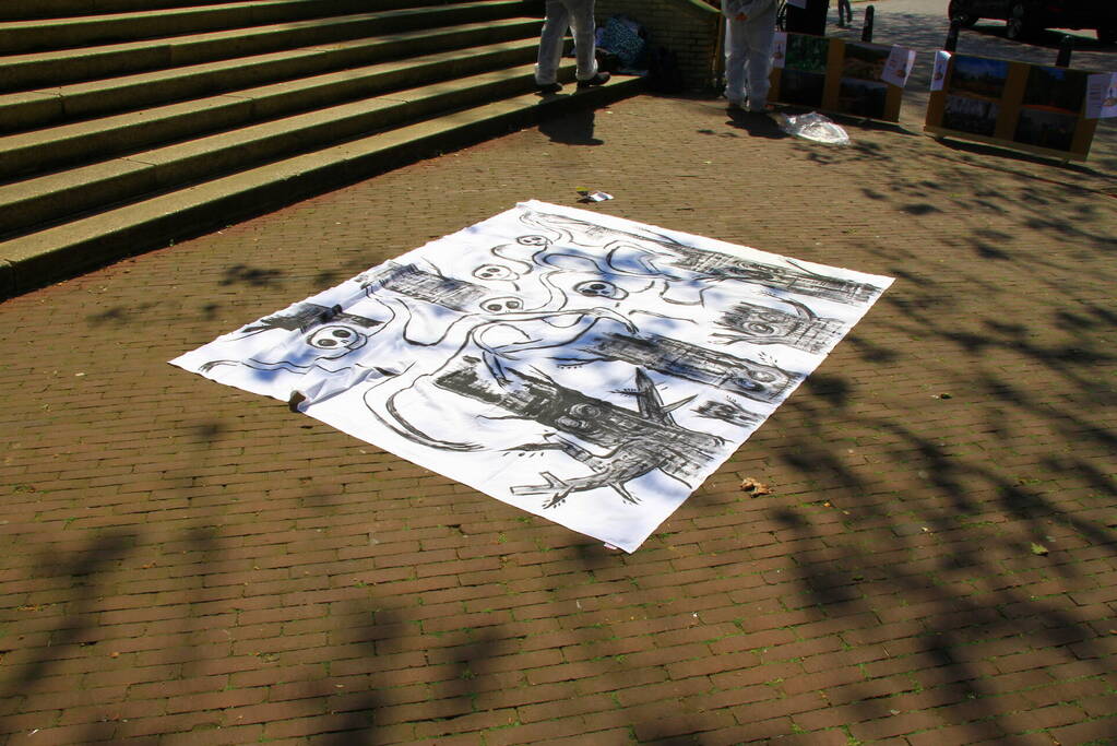 Klimaatactivisten voeren actie bij Rabobank