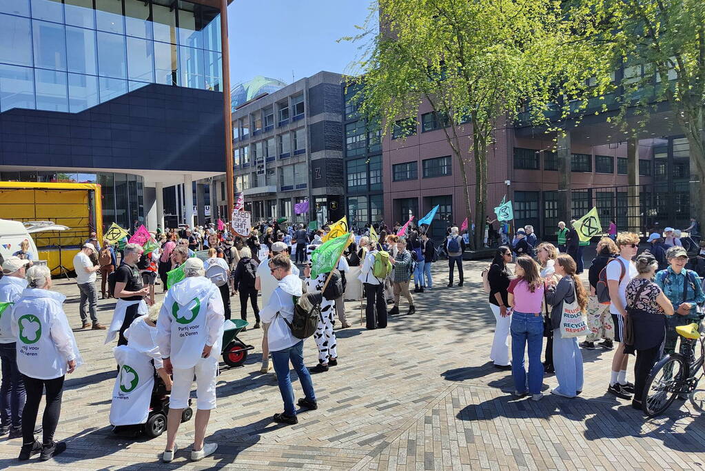 XR voert actie tegen agrarische industrie