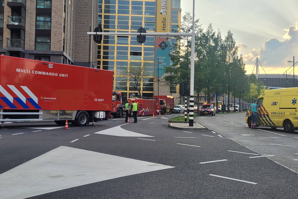 Zeer grote brand in leegstaande loods