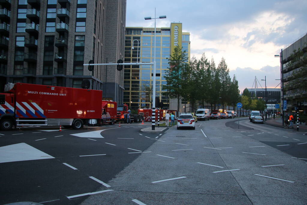 Zeer grote brand in leegstaande loods