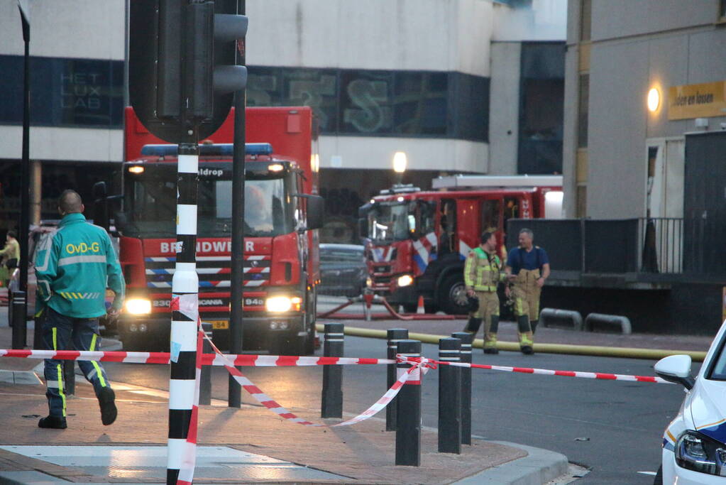 Zeer grote brand in leegstaande loods