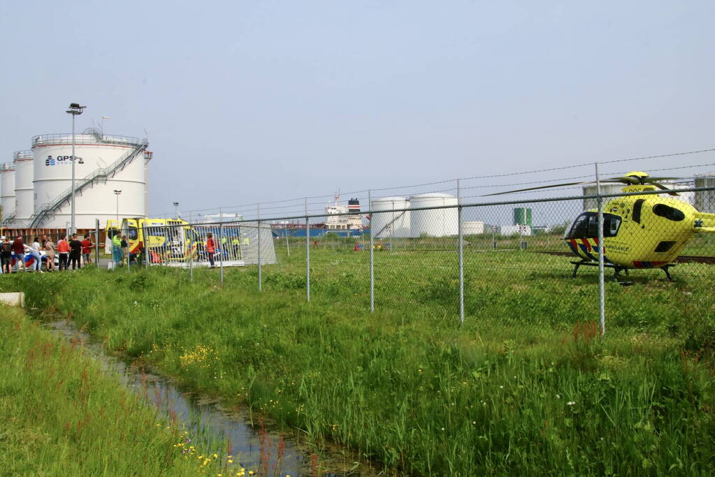 Motorrijder ernstig gewond na ongeval tijdens meeting