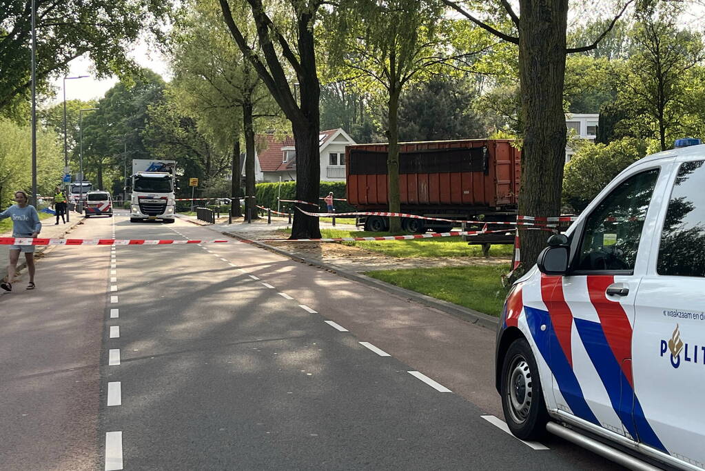 Overleden persoon aangetroffen in water