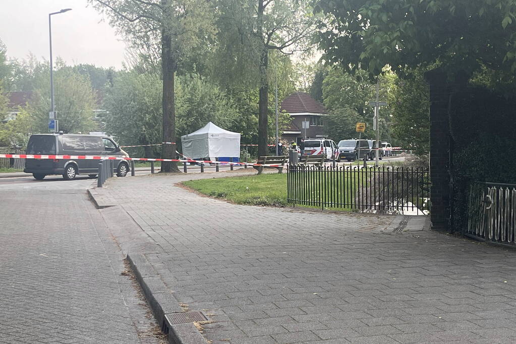 Overleden persoon aangetroffen in water