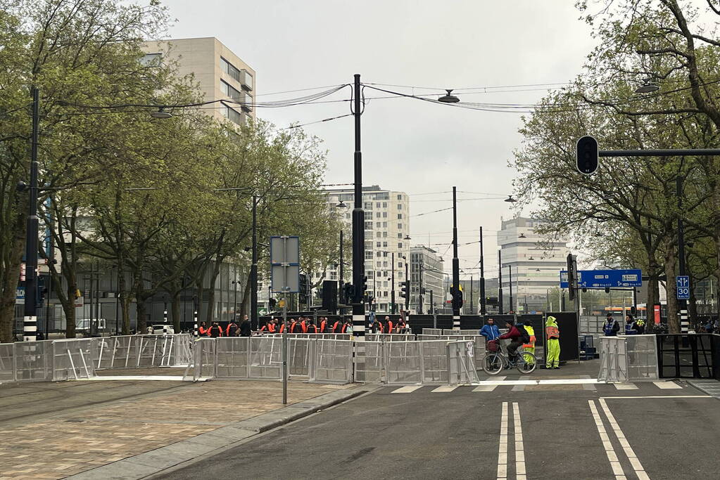 Feyenoord-fans verzamelen zich voor de huldiging