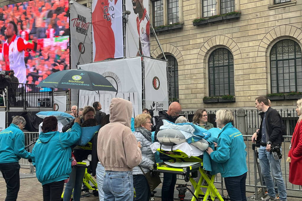 Feyenoord-fans verzamelen zich voor de huldiging