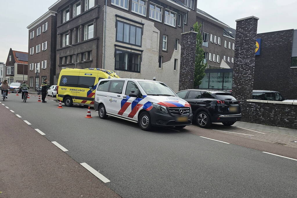 Gewonde bij aanrijding met auto