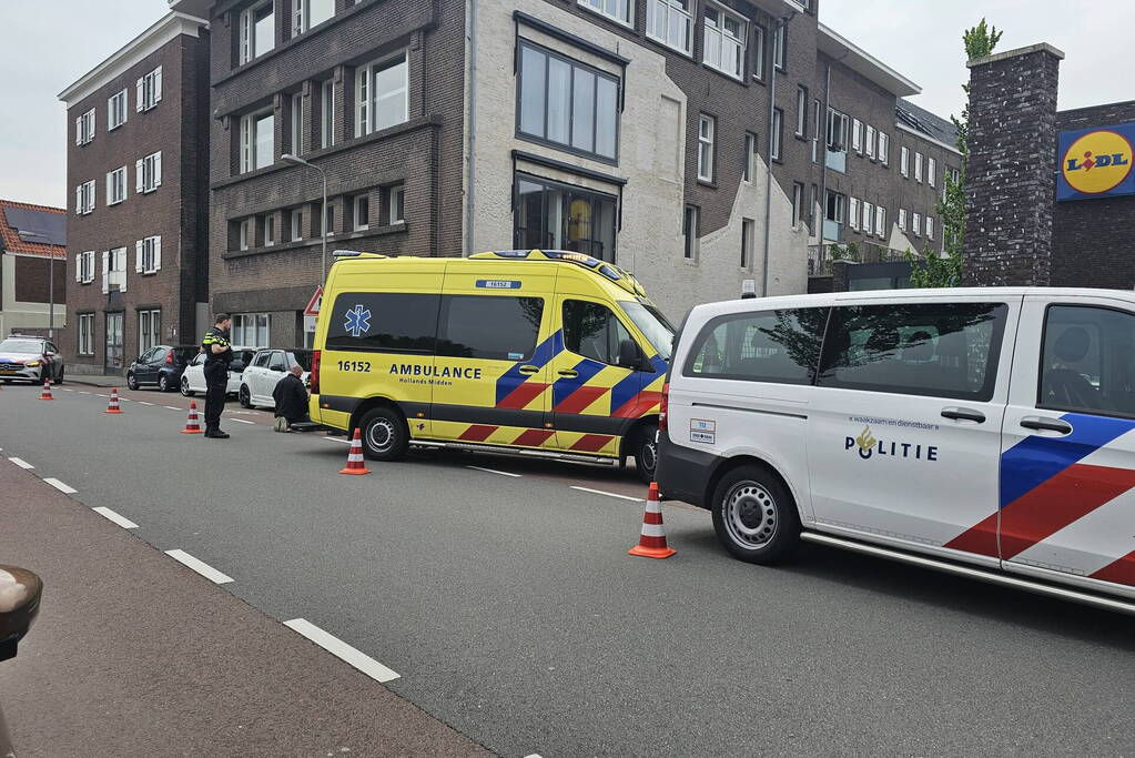 Gewonde bij aanrijding met auto