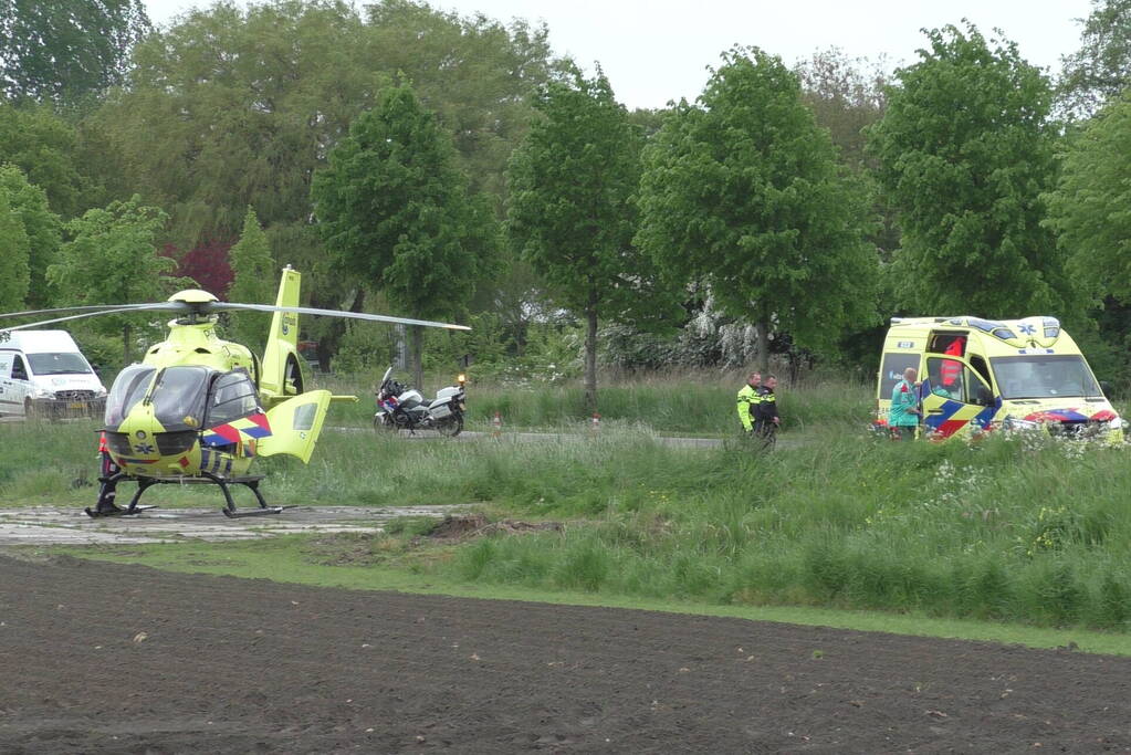 Traumateam ingezet na val op steiger