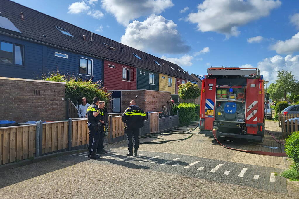 Brandweer ingezet voor woningbrand