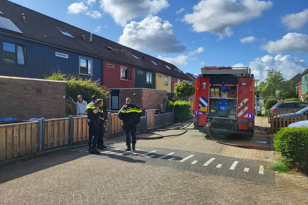 Brandweer ingezet voor woningbrand