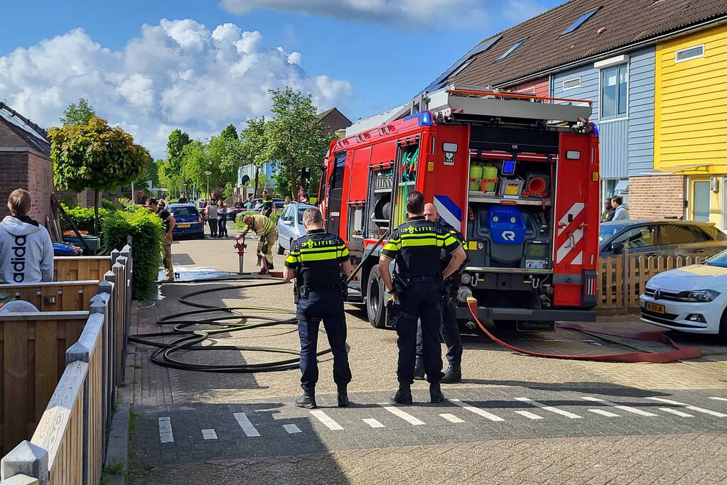 Brandweer ingezet voor woningbrand