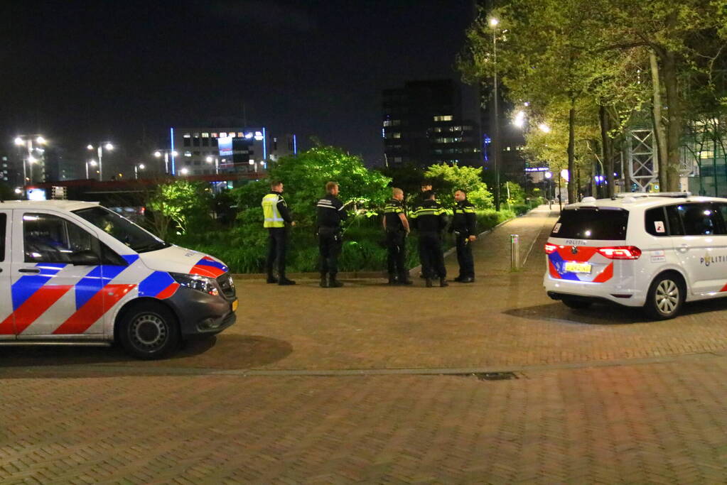Steekpartij voor treinstation