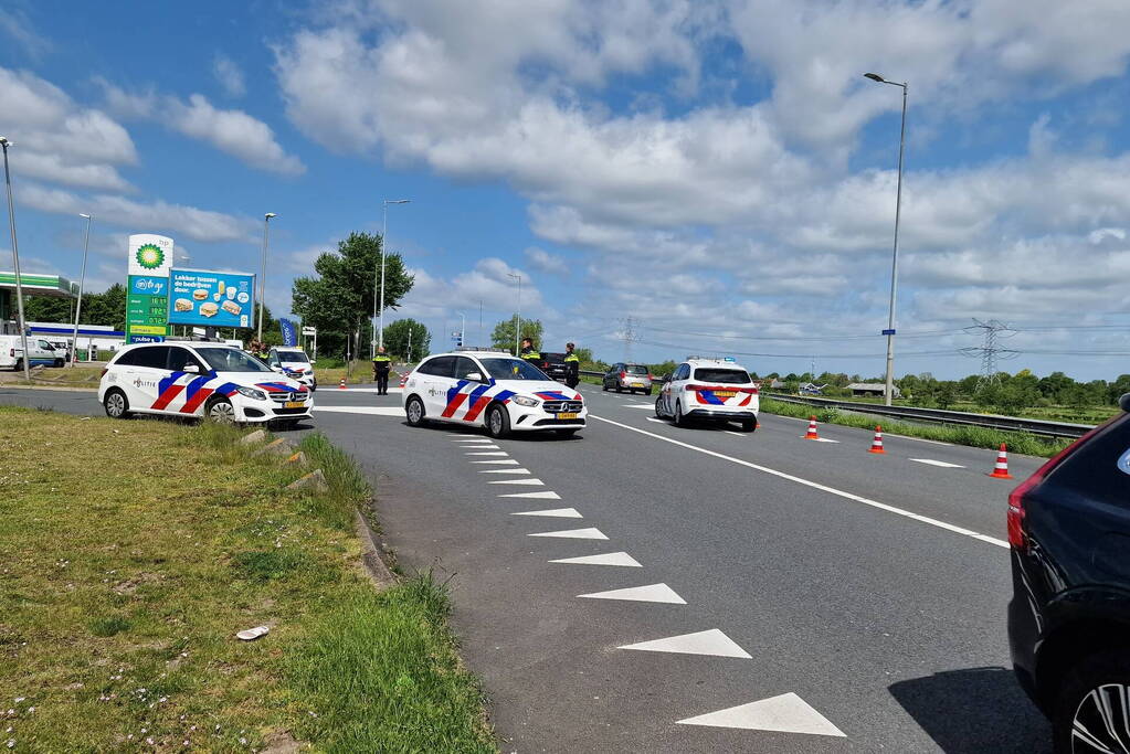 Politie doet onderzoek naar schietpartij BP-tankstation