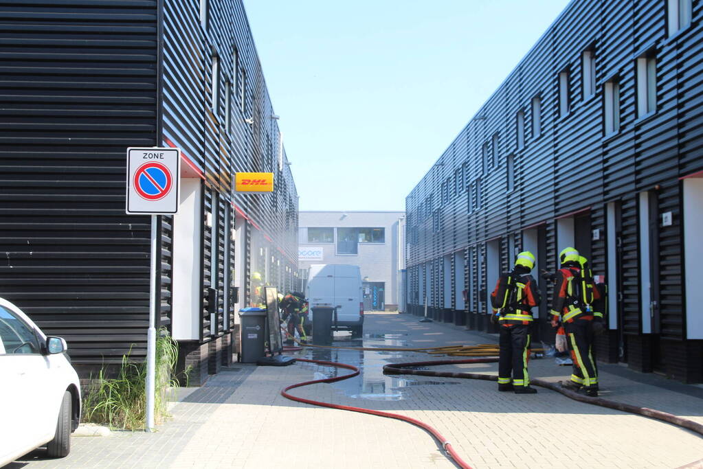 Grote brand in opslagloods