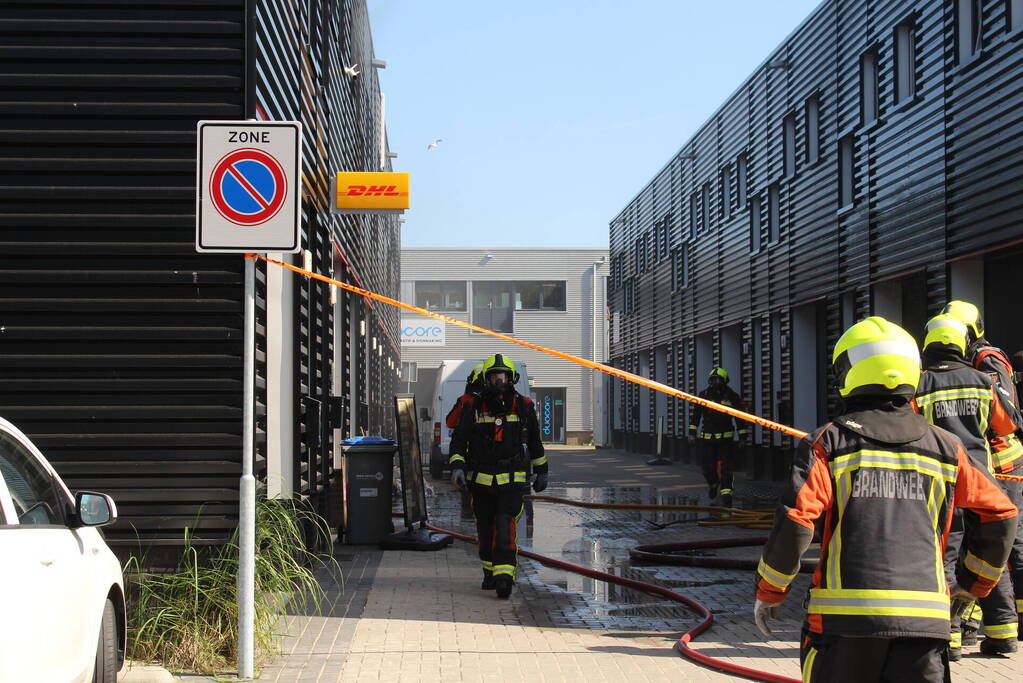 Grote brand in opslagloods
