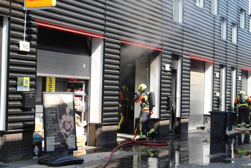 Grote brand in opslagloods