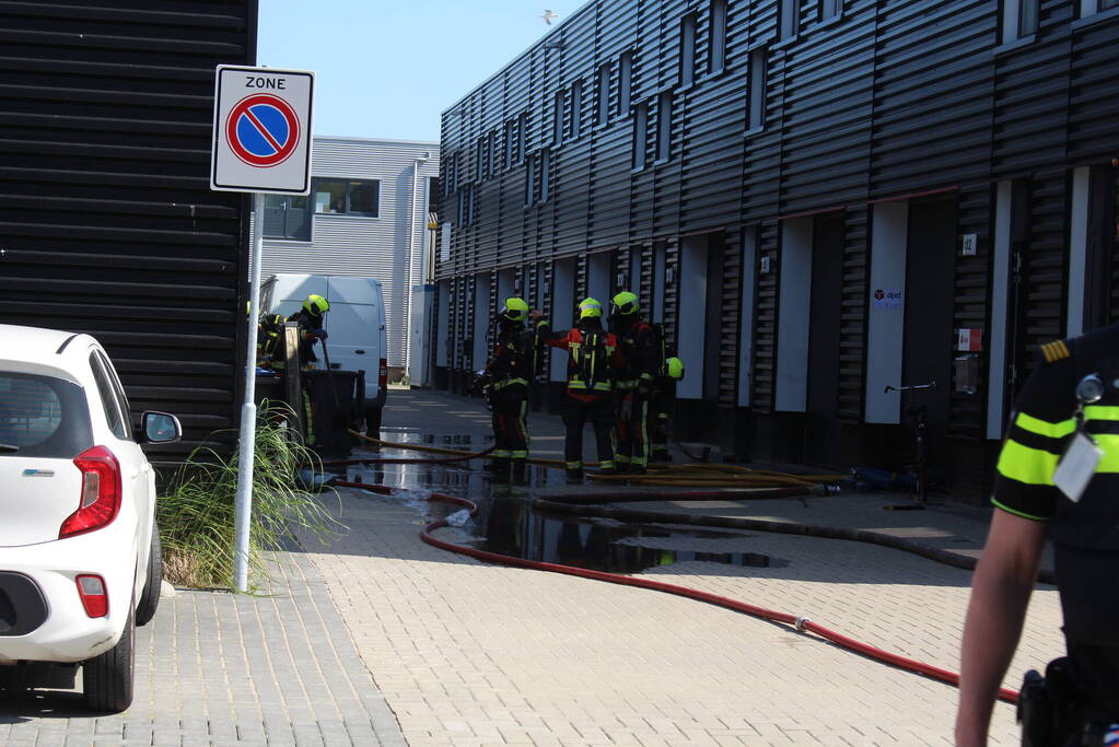 Grote brand in opslagloods