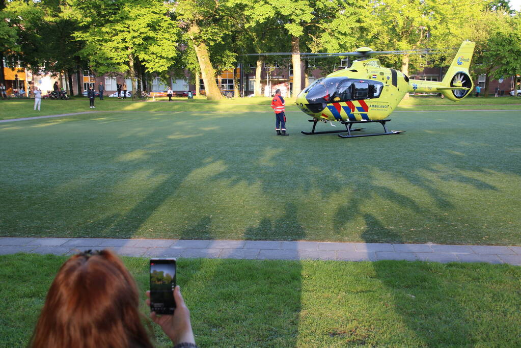 Inzet traumahelikopter trekt veel bekijks