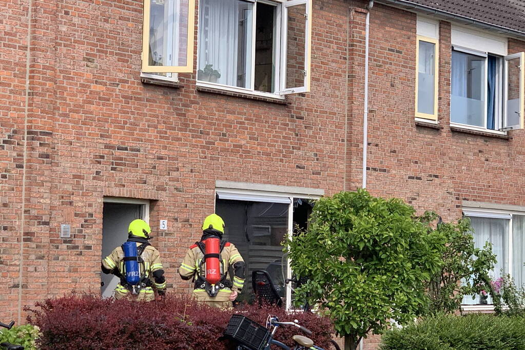 Twee kinderen nagekeken na woningbrand