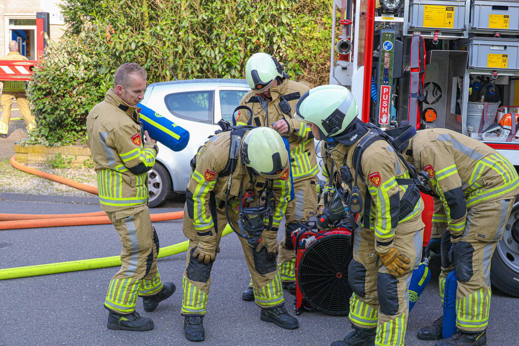 Uitslaande brand in woning