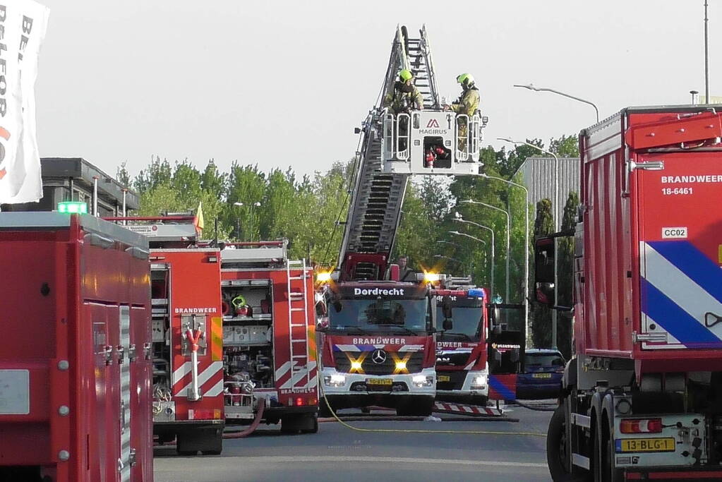 Zeer grote brand bij orthopedisch bedrijf