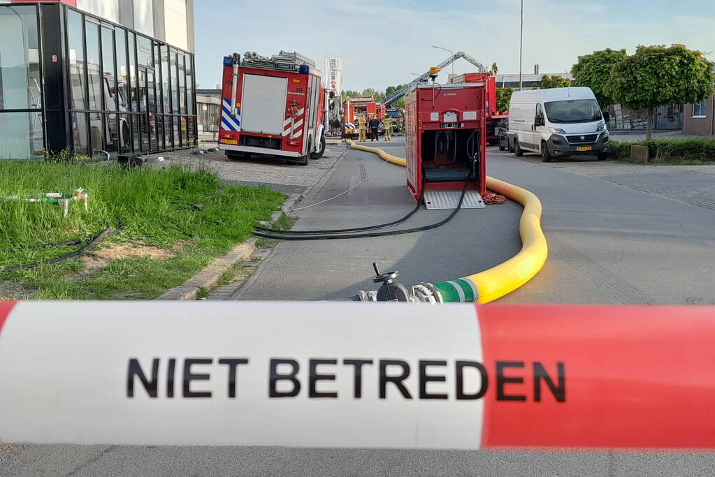 Zeer grote brand bij orthopedisch bedrijf