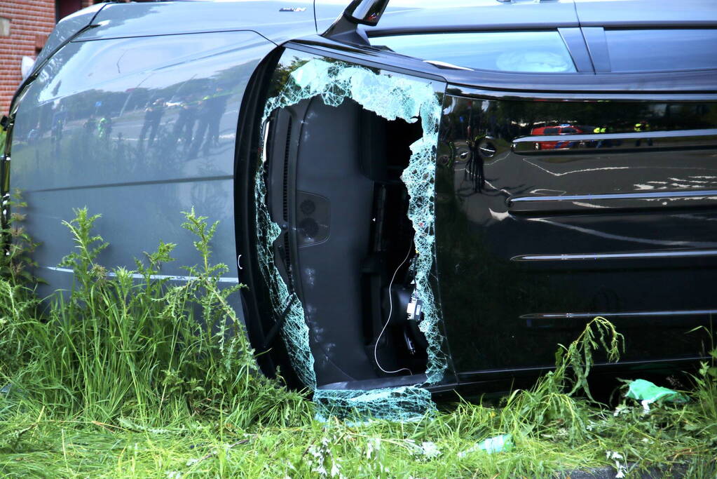 Persoon ernstig gewond bij eenzijdig ongeval