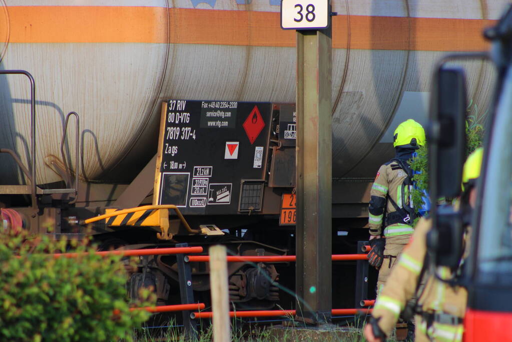 Brandweer ingezet voor mogelijke treinbrand