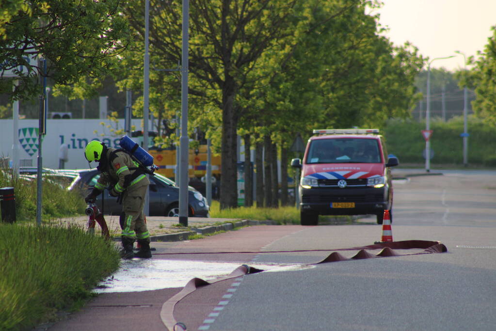 Brandweer ingezet voor mogelijke treinbrand