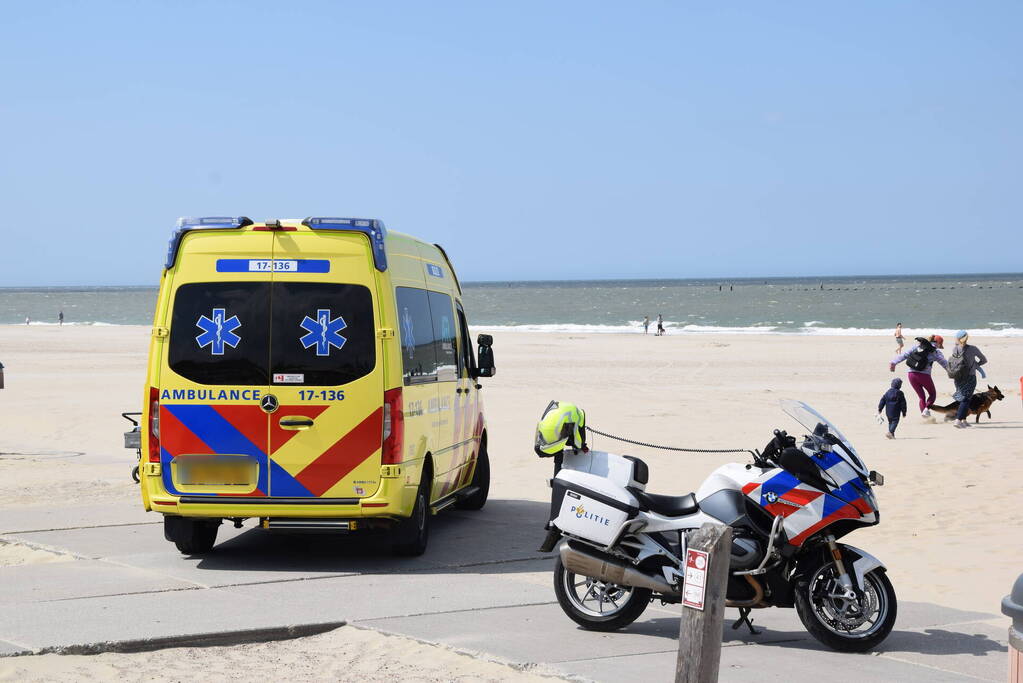 Lifequard ernstig gewond bij ongeval met waterscooter