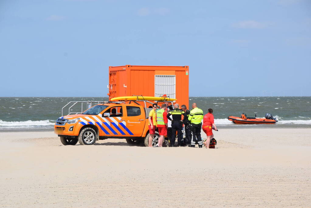 Lifequard ernstig gewond bij ongeval met waterscooter