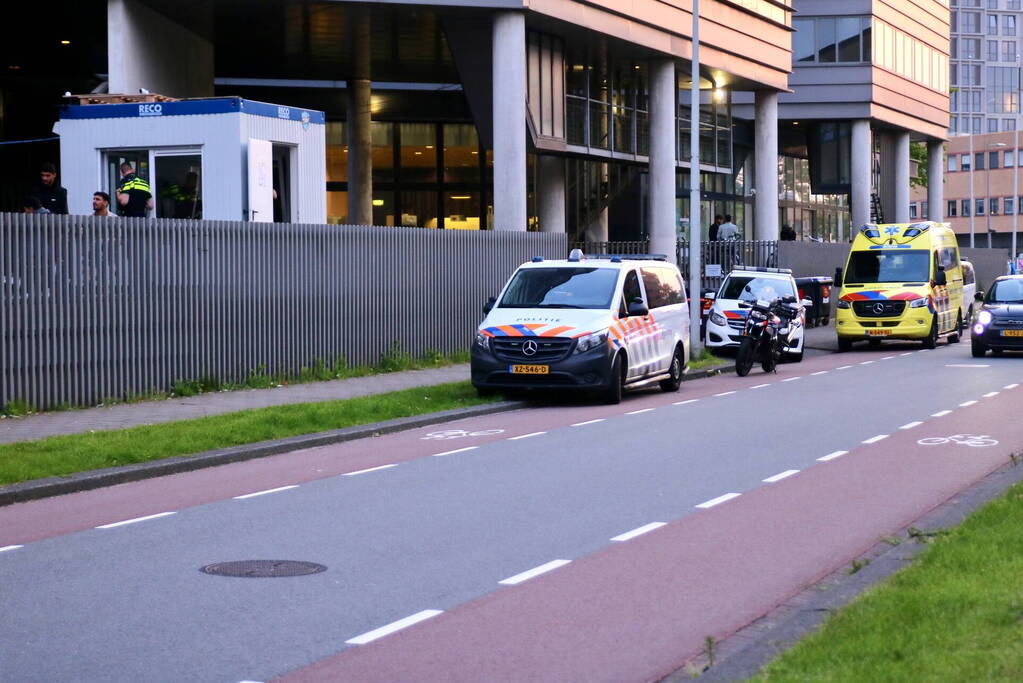 Persoon gewond bij steekincident