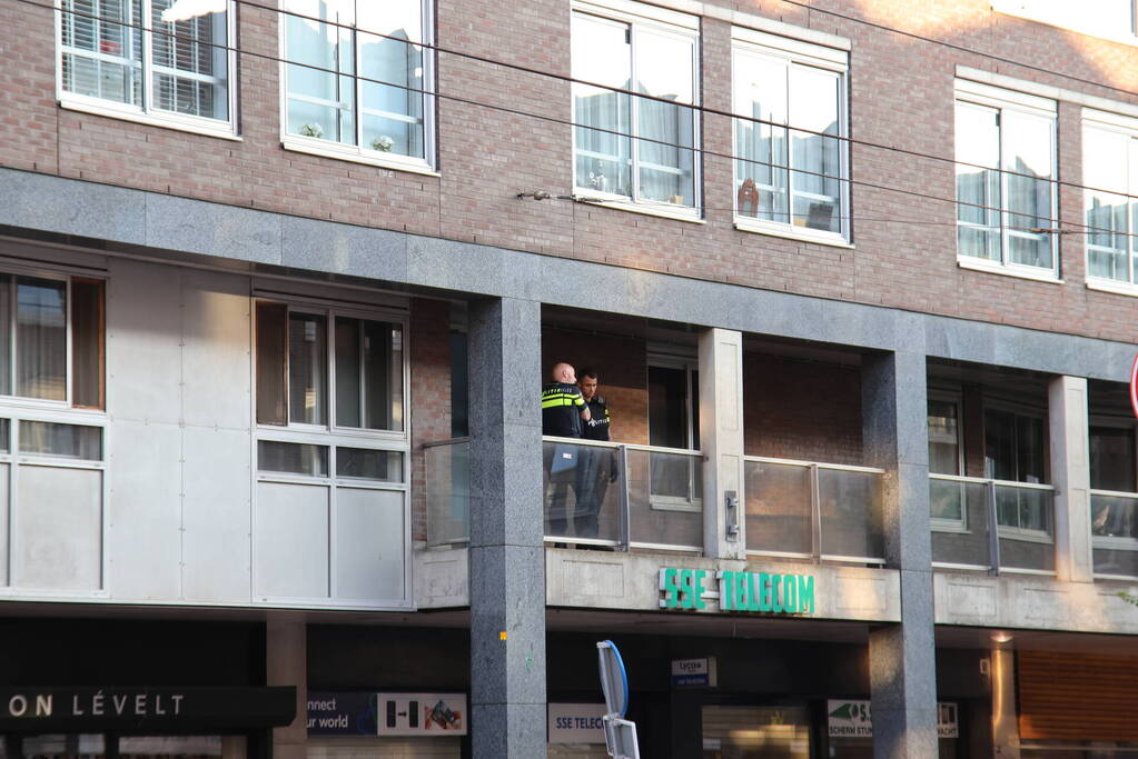 Twee aanhoudingen na schoten op woning