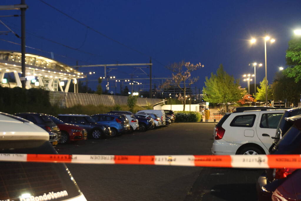 Arrestatieteam houdt verdachte aan in trein