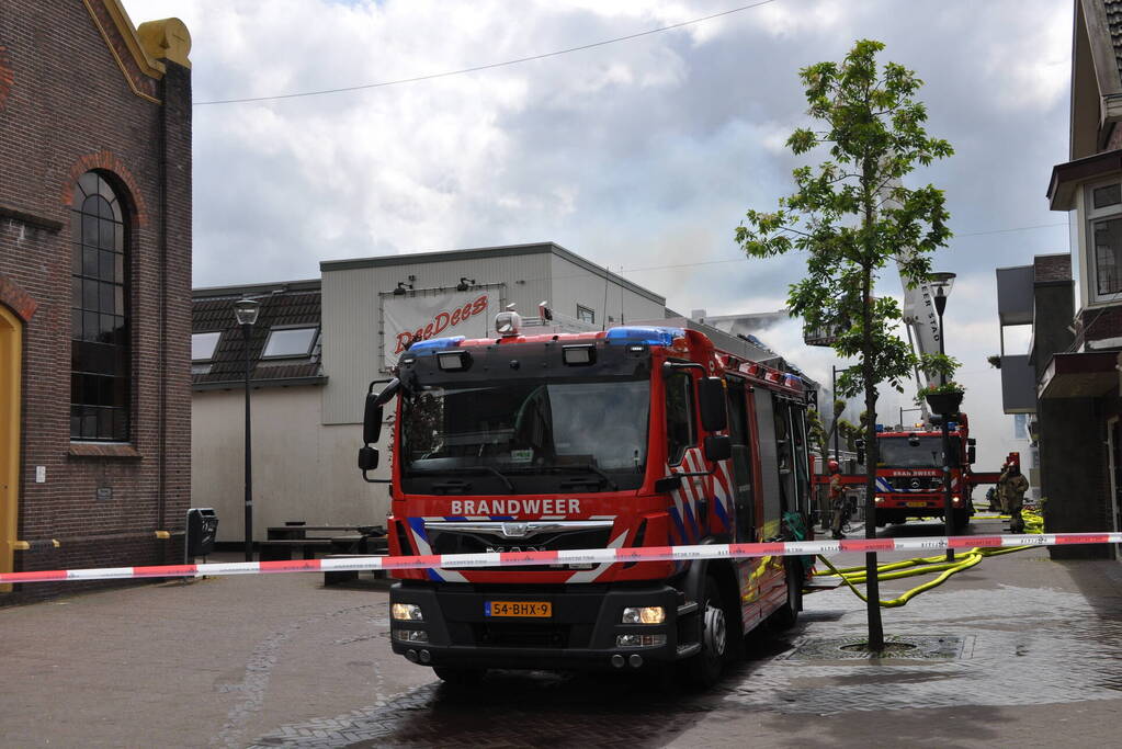 Lokale horecagelegenheid ten prooi aan verwoestende brand