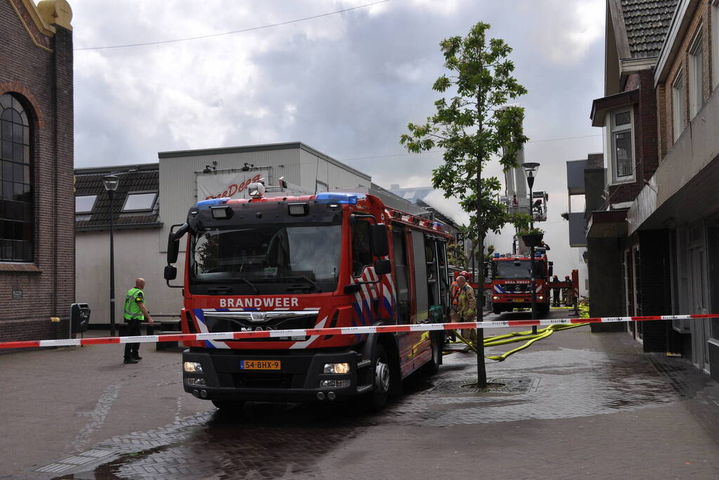 Lokale horecagelegenheid ten prooi aan verwoestende brand