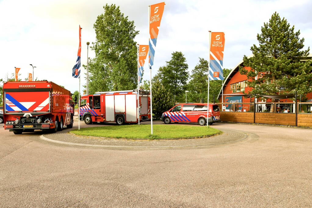 Flinke brandweerinzet na brandmelding bij snowworld