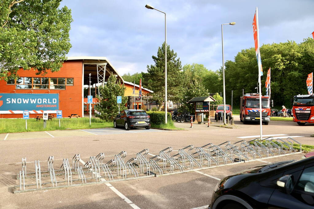 Flinke brandweerinzet na brandmelding bij snowworld