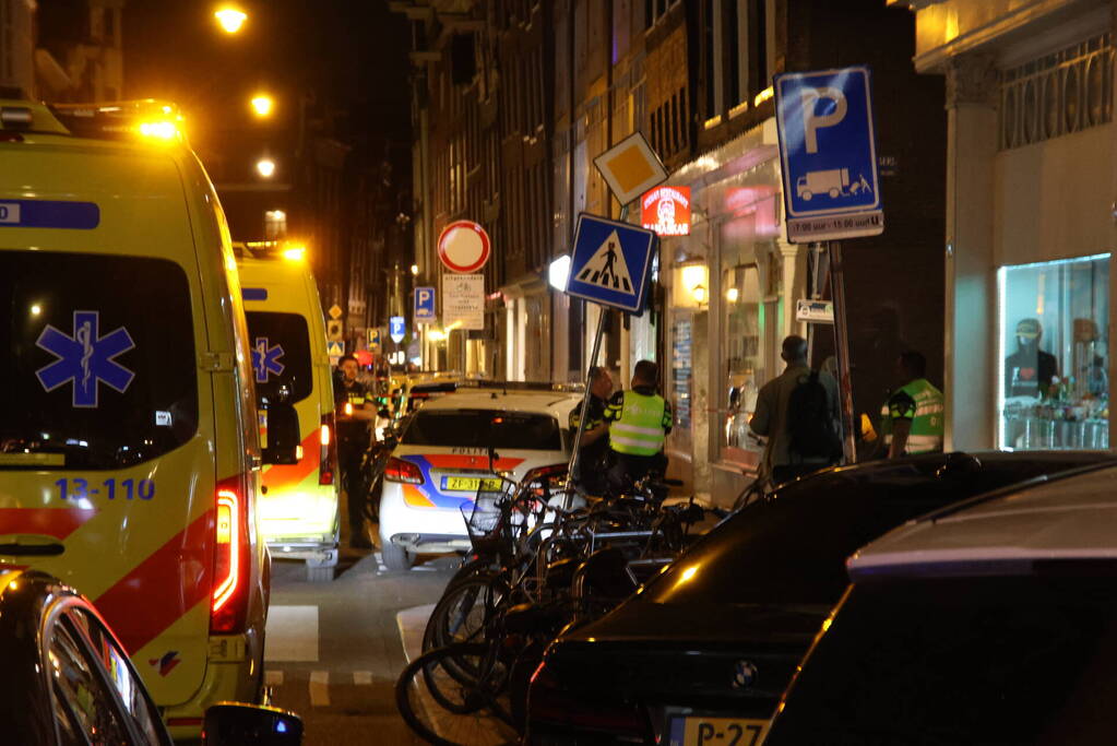 Arrestatieteam doet inval in woning
