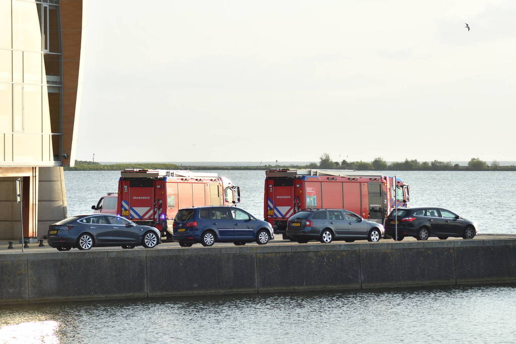Stoomvorming op boot zorgt voor brandweerinzet
