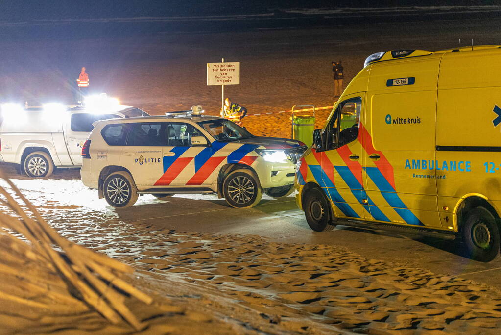 Steekpartij op strand met meerdere gewonden