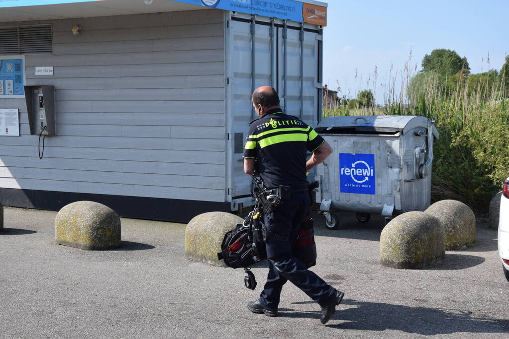 Duiker gewond bij waterongeval