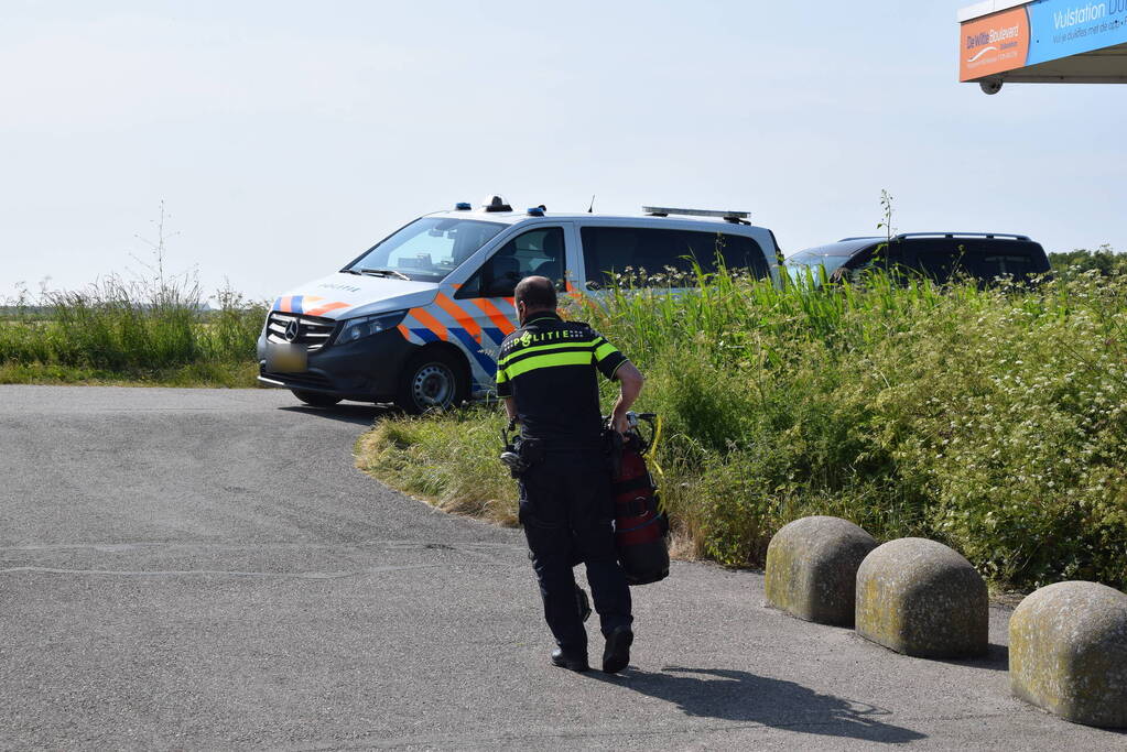 Duiker gewond bij waterongeval
