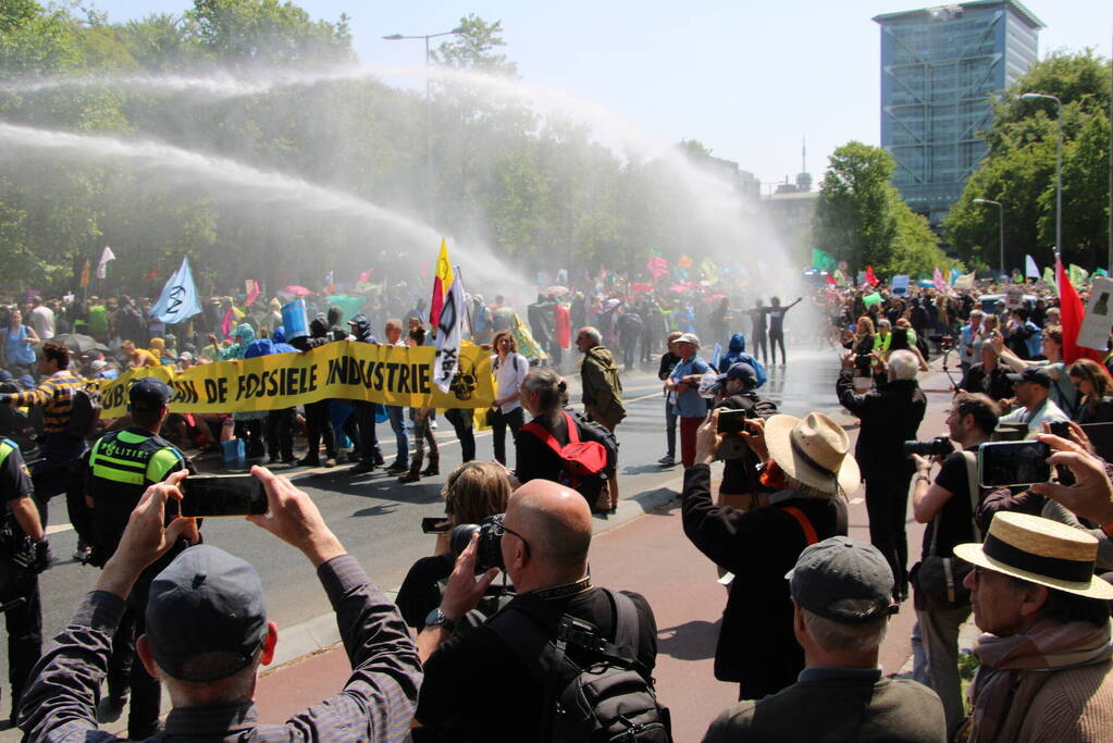 Politie masaal aanwezig bij demonstratie