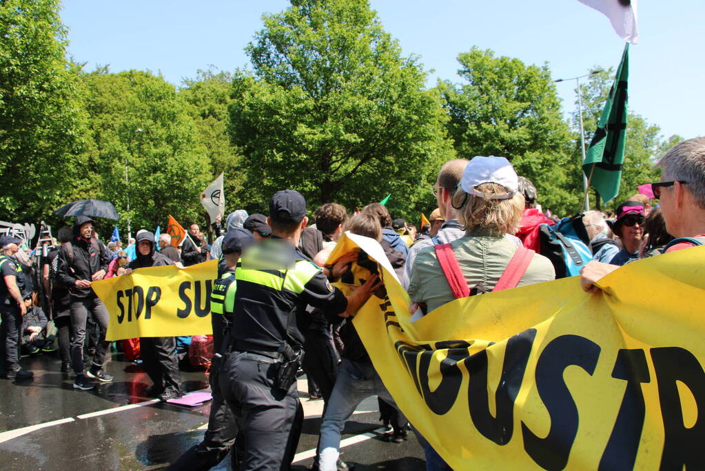 Politie masaal aanwezig bij demonstratie