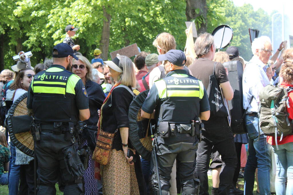 Politie masaal aanwezig bij demonstratie